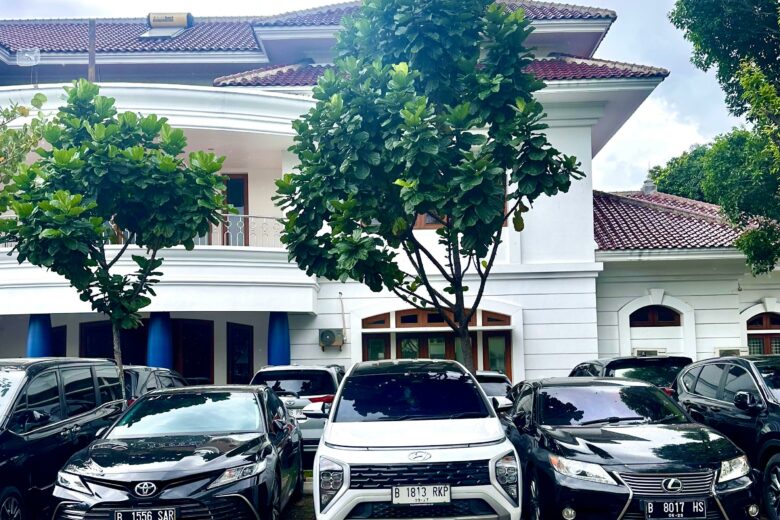 Rental Mobil Perusahaan