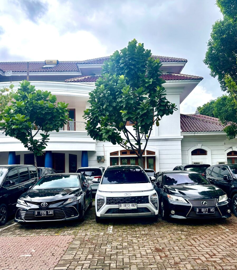 Rental Mobil Perusahaan