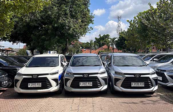 Sewa Mobil Perusahaan